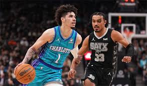 马刺胜独行侠 文班狂砍40+13 弗拉格空砍33+6+5